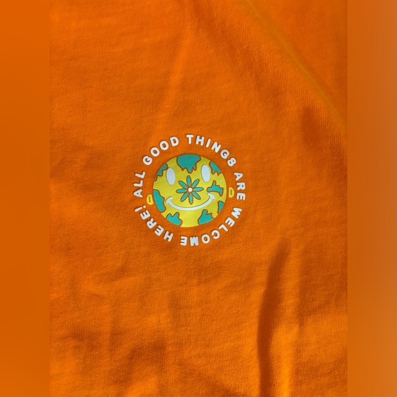 All Good Things Are Welcome Here (AGTAWH) Vic Garcia world size Medium men - Picture 3 of 9